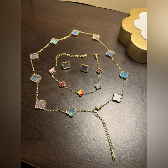 Fashion Jewelry Gold Necklace with Blue and Red Accents - Picture 8 of 10